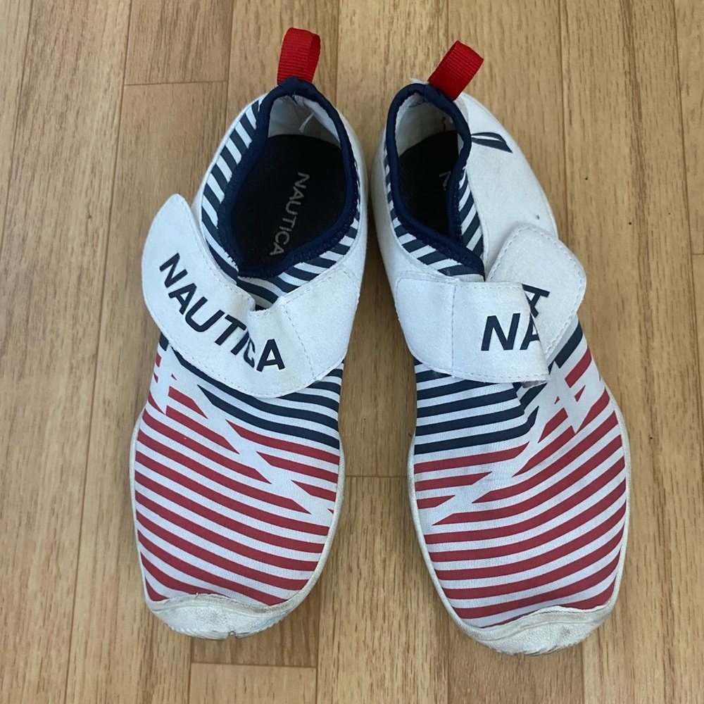 NAUTICA ‘Arlene’ Strap Red White & Blue Athletic Water Shoes Size 8